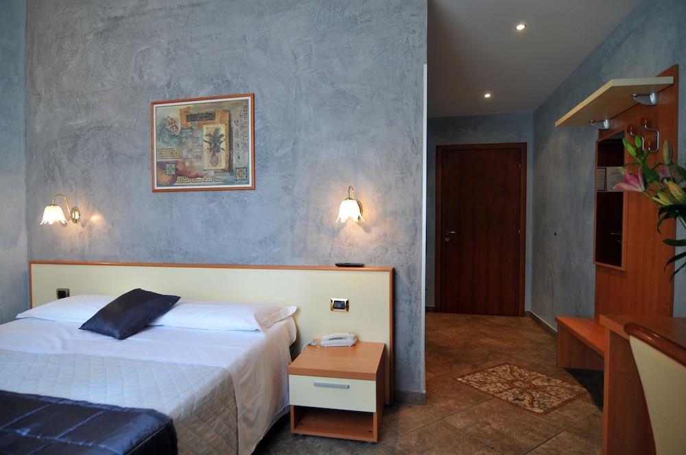 Hotel Angelica  Stazione Santa Maria Novella Firenze Esterno foto