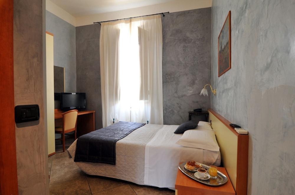 Hotel Angelica  Stazione Santa Maria Novella Firenze Esterno foto