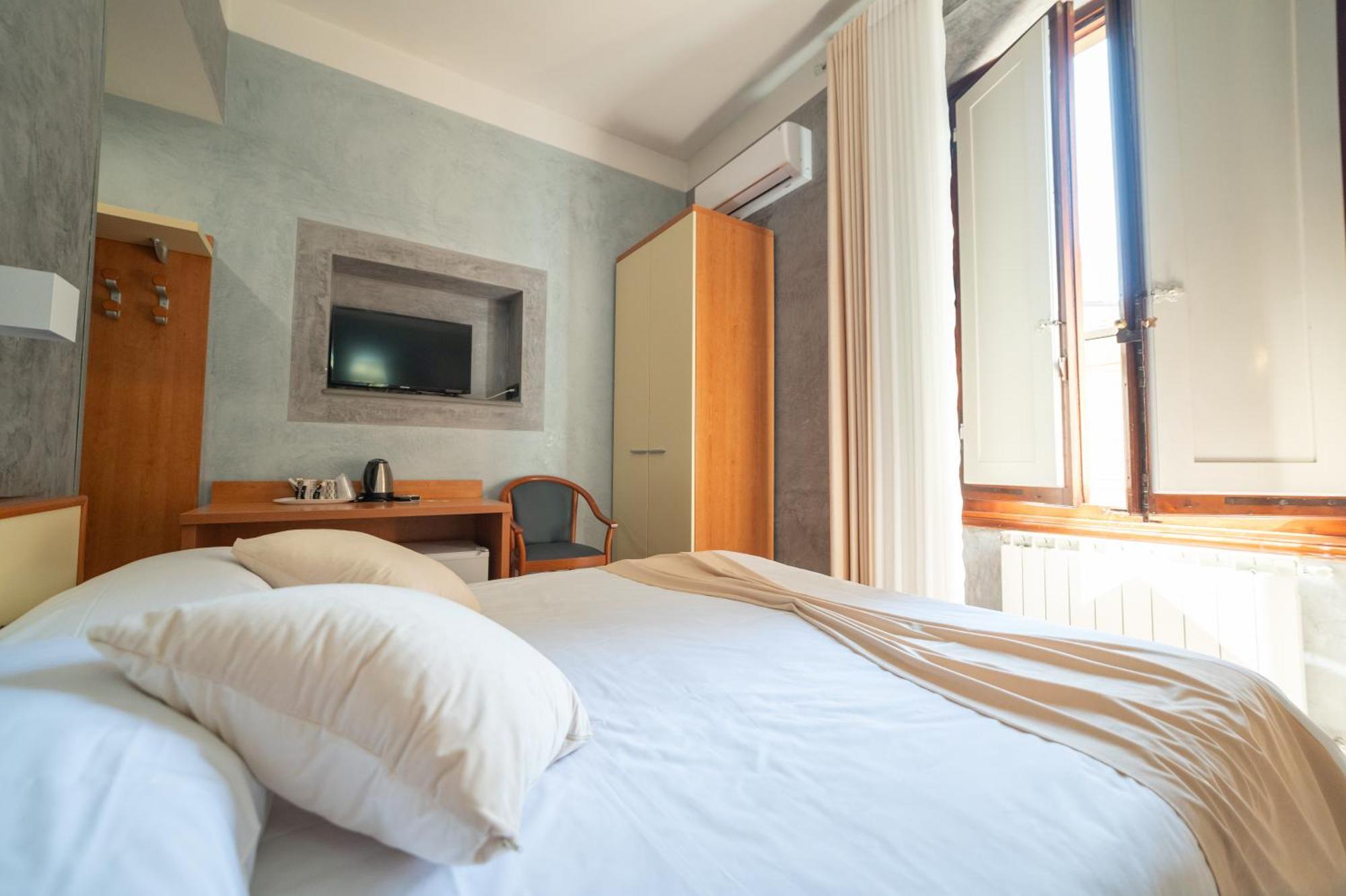 Hotel Angelica  Stazione Santa Maria Novella Firenze Esterno foto