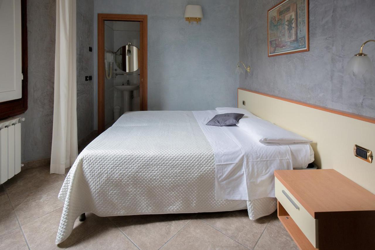 Hotel Angelica  Stazione Santa Maria Novella Firenze Esterno foto